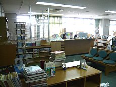図書室 005-01.jpg